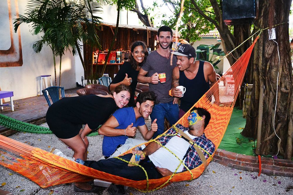 The Yak Hostel Playa del Carmen Εξωτερικό φωτογραφία
