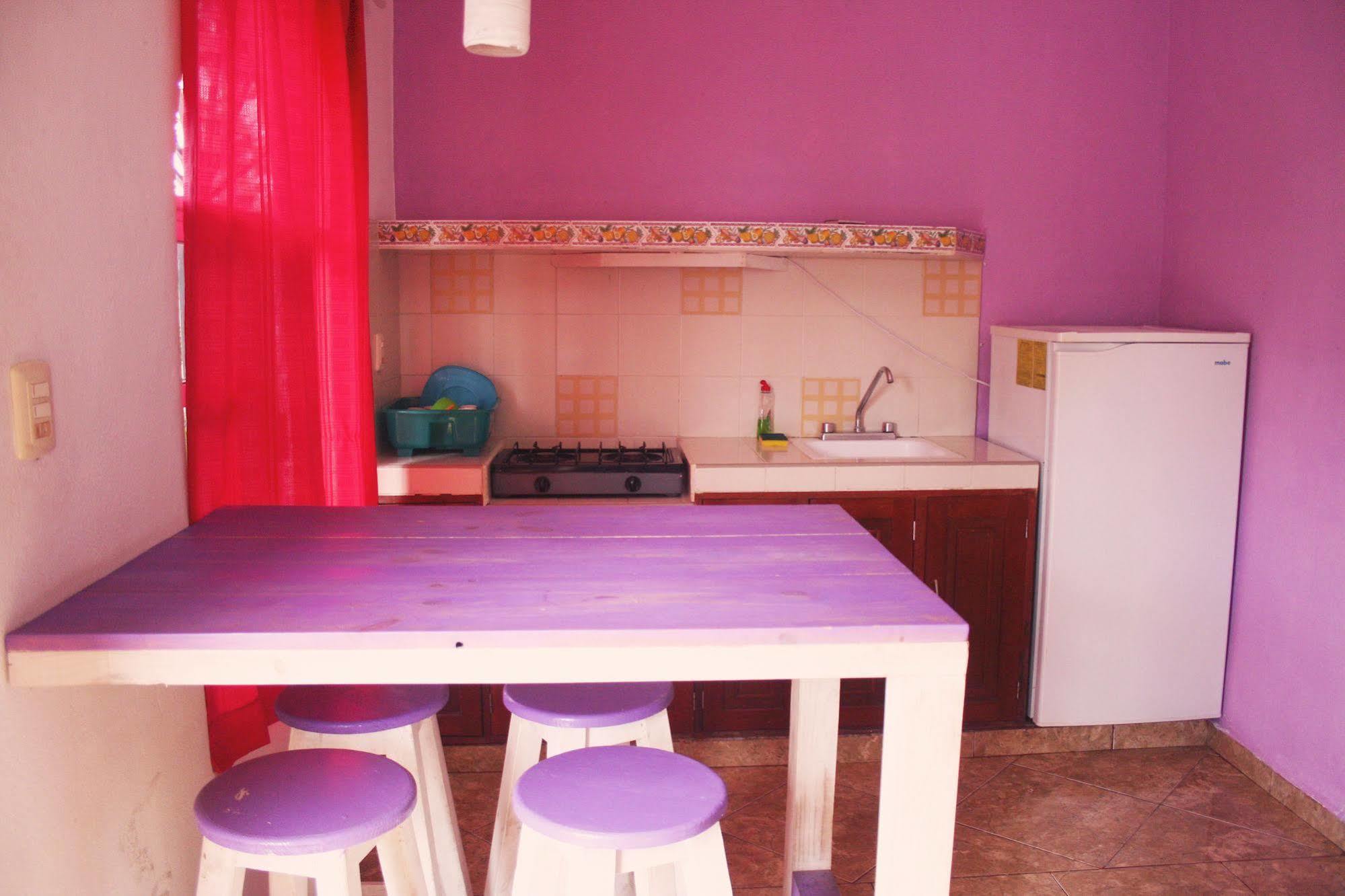 The Yak Hostel Playa del Carmen Εξωτερικό φωτογραφία