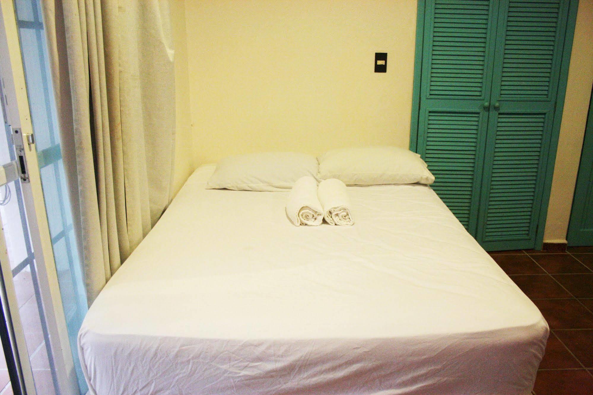The Yak Hostel Playa del Carmen Εξωτερικό φωτογραφία