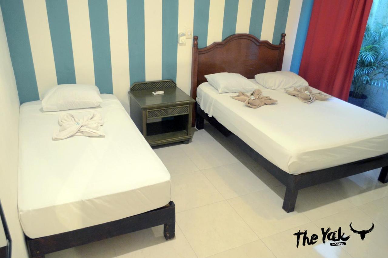 The Yak Hostel Playa del Carmen Εξωτερικό φωτογραφία