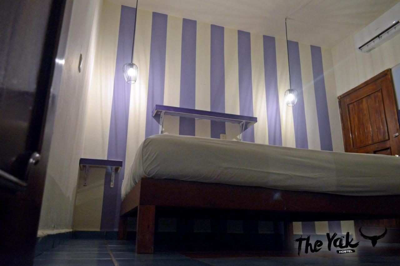The Yak Hostel Playa del Carmen Εξωτερικό φωτογραφία