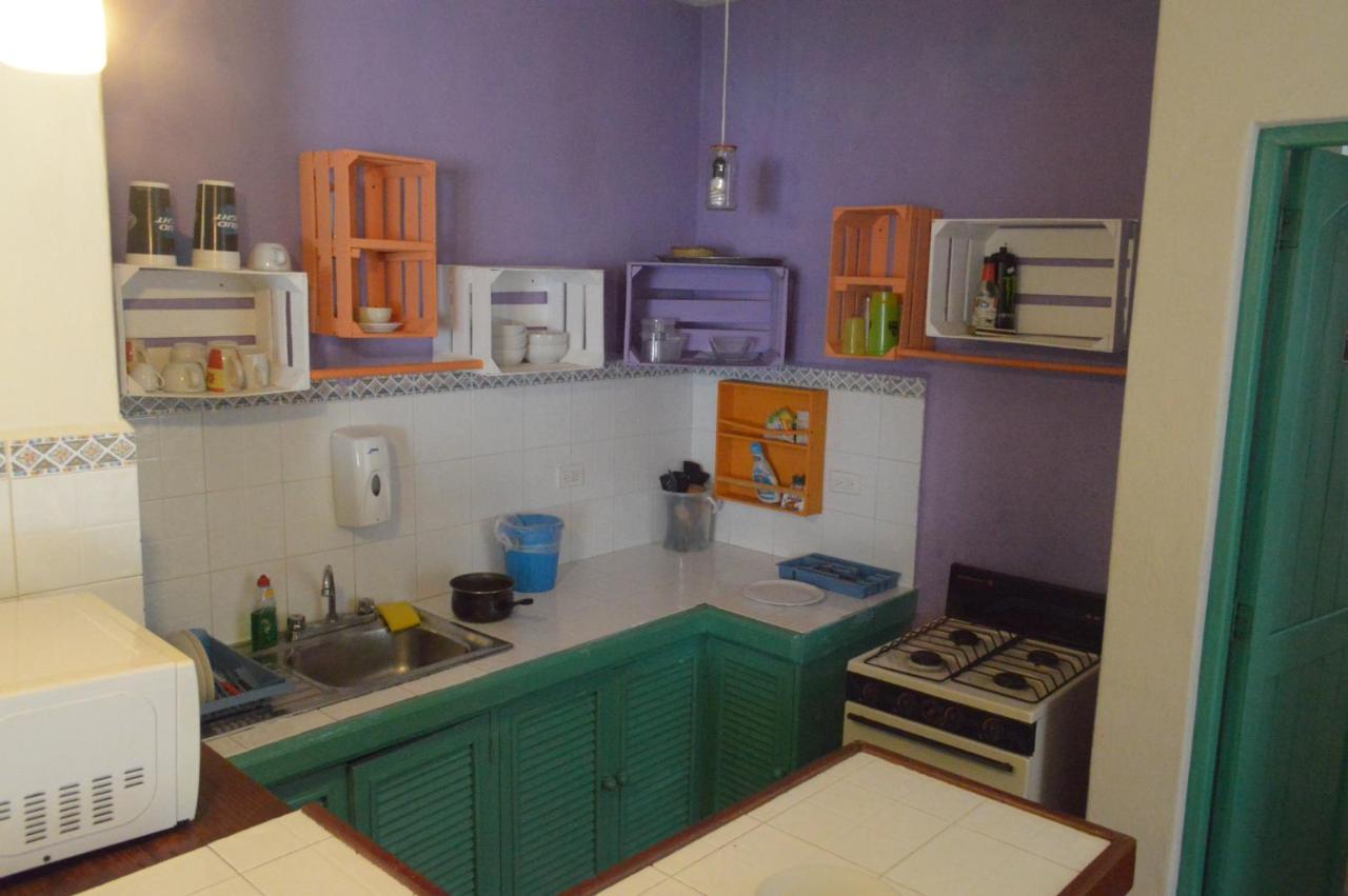 The Yak Hostel Playa del Carmen Εξωτερικό φωτογραφία